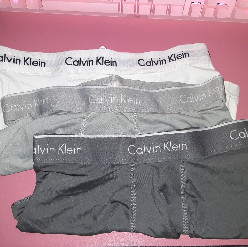 Calvin Klein 3 pair men's underwear size medium